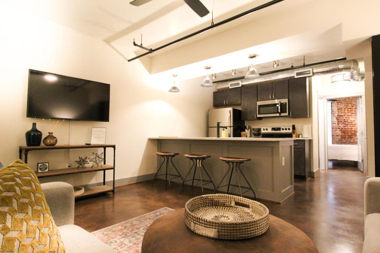 The Lofts At Downtown Salem Aparthotel Екстериор снимка