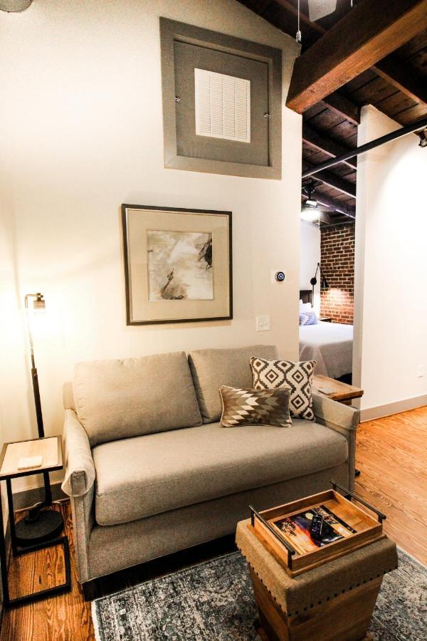 The Lofts At Downtown Salem Aparthotel Екстериор снимка