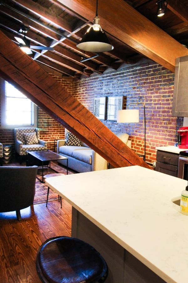 The Lofts At Downtown Salem Aparthotel Екстериор снимка