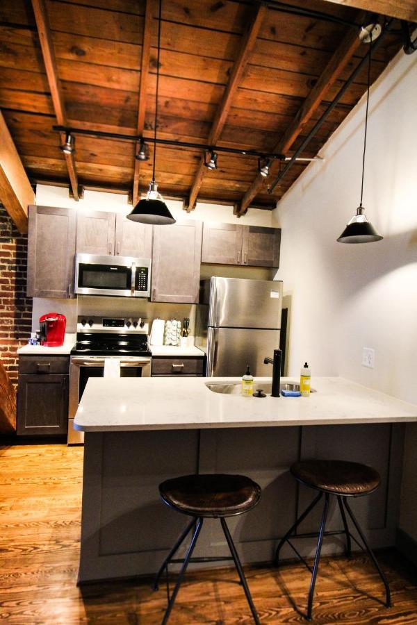 The Lofts At Downtown Salem Aparthotel Екстериор снимка